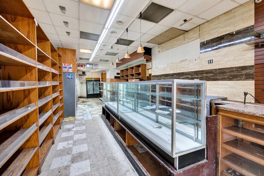 Primary Photo Of 1370 Nostrand Ave, Brooklyn Storefront Retail Residential For Lease