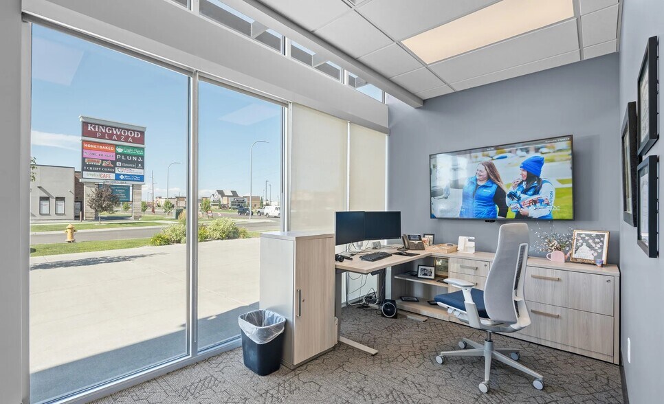 More Photos Of 3630 S 25th E, Idaho Falls Office For Lease