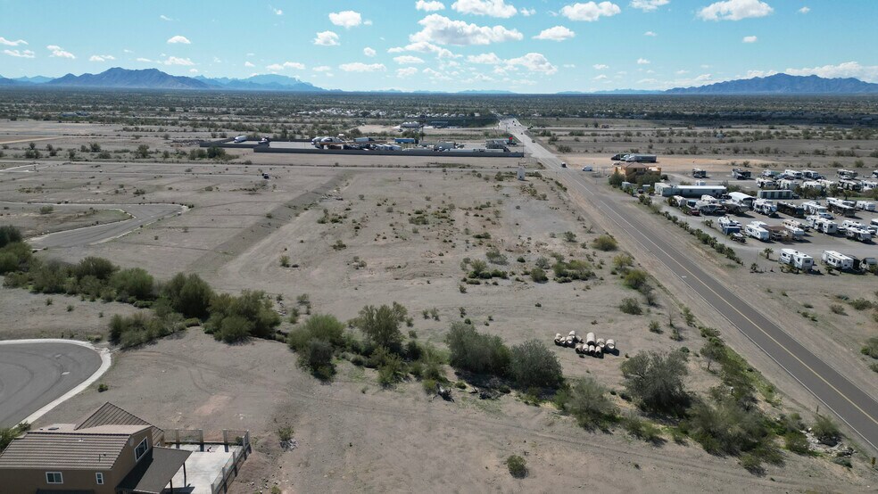 More Photos Of 391 N Riggles Ave, Quartzsite Land For Sale