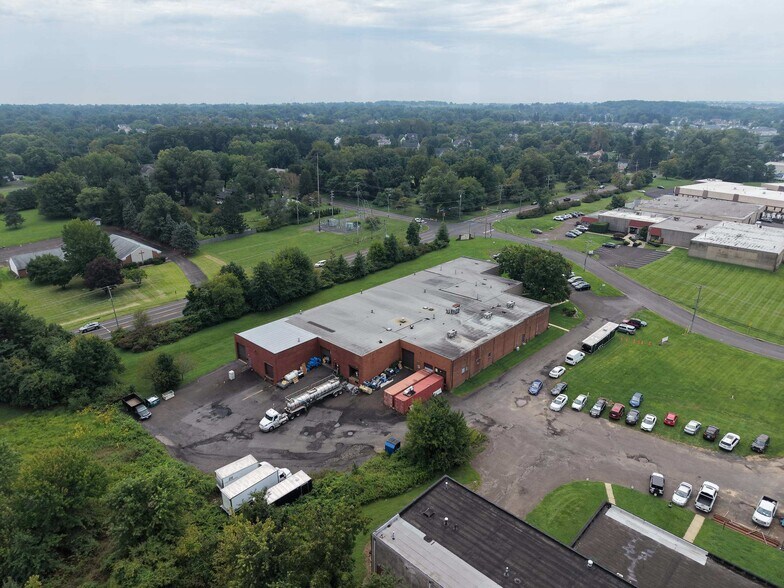 More Photos Of 1001 Pulinski Rd, Warminster Township Warehouse For Lease