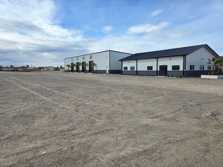 More Photos Of 14372 Rudi Kuefner, Horizon City Industrial For Sale