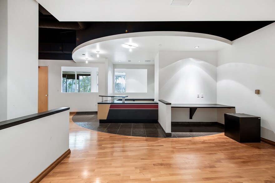 More Photos Of 5153 Camino Ruiz, Camarillo Office For Lease