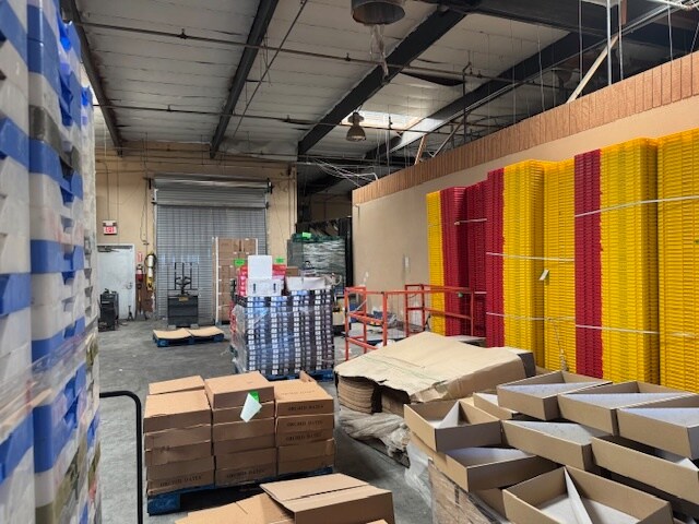 More Photos Of 86665 Avenue 54, Coachella Warehouse For Sale