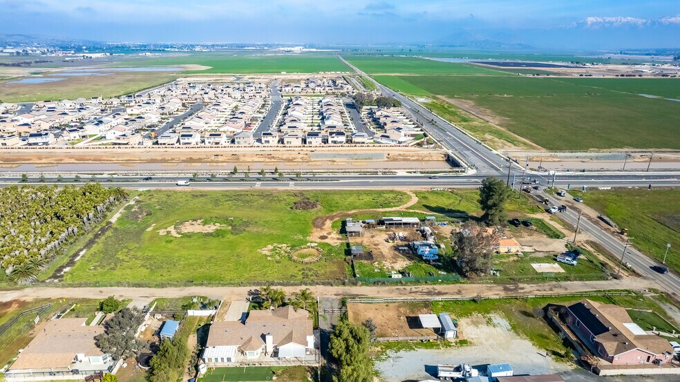 More Photos Of 26041 Murrieta Rd, Menifee Land For Lease