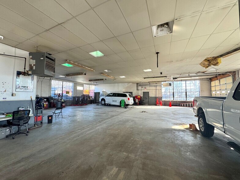 More Photos Of 28 Burnett Ave, Maplewood Land For Lease