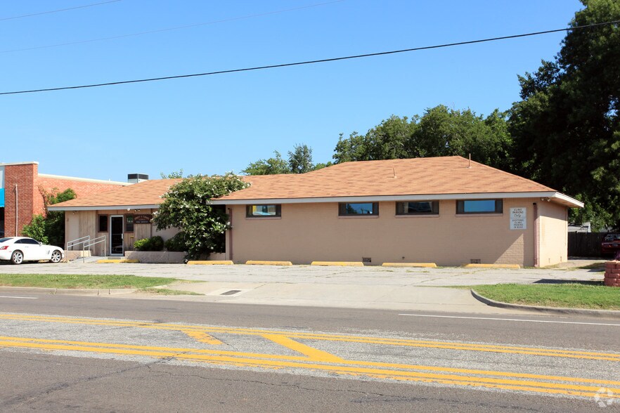 Primary Photo Of 1435 W Britton Rd, Oklahoma City Medical For Sale