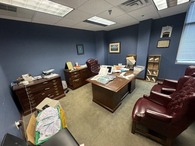 More Photos Of 10501 Success Ln, Dayton Office For Sale