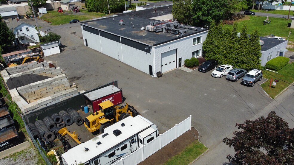 More Photos Of 81 Munson St, Milford Warehouse For Lease