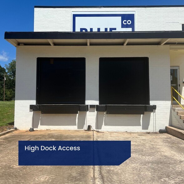 More Photos Of 414 N Meriah St, Landis Warehouse For Lease