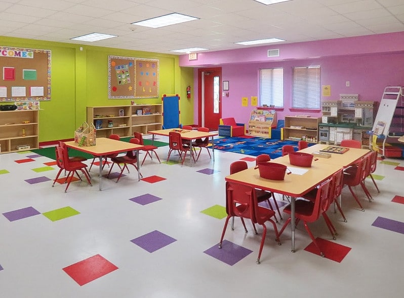 More Photos Of 83 Sugarland Run Dr, Sterling Daycare Center For Lease
