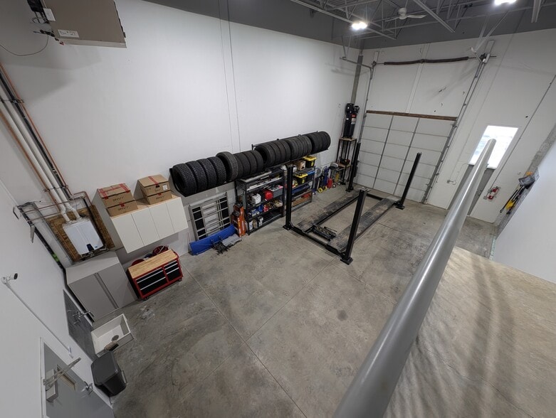 More Photos Of 17210-17318 106th Ave, Edmonton Manufacturing For Sale