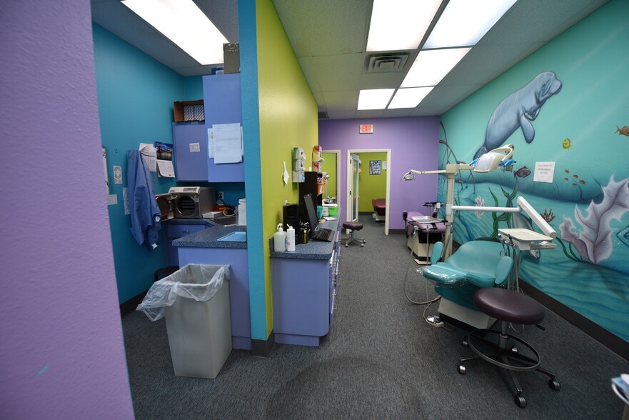 More Photos Of 5114-5134 Us Highway 19, New Port Richey Unknown For Lease