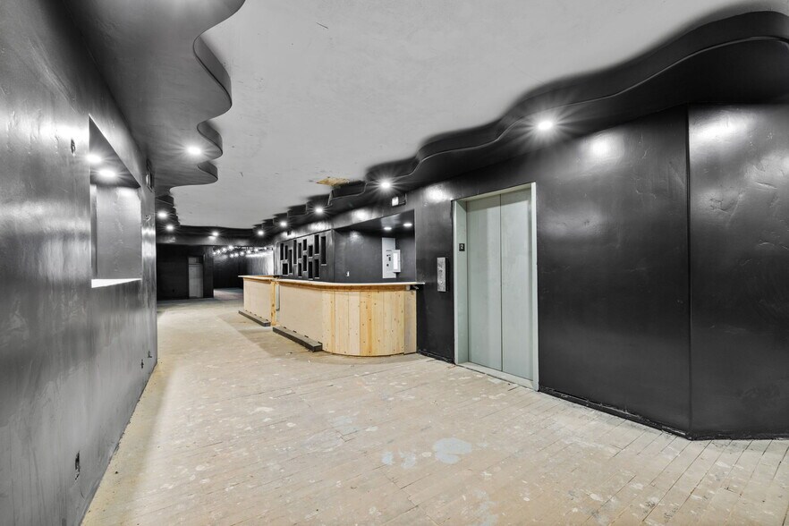 More Photos Of 923 K St, Sacramento Storefront For Lease