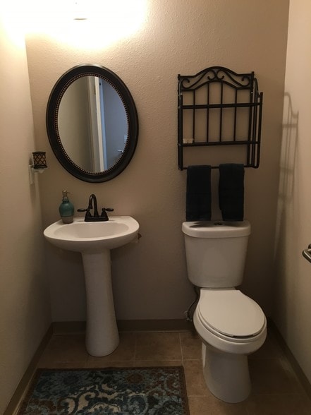 More Photos Of 13910 Fivay Rd, Hudson Medical For Lease