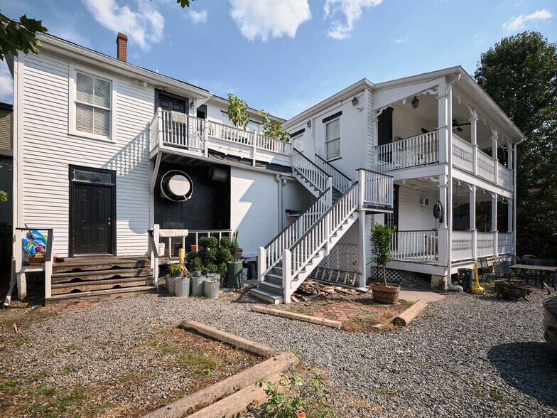 More Photos Of 31 Race St, Frenchtown Hotel For Sale