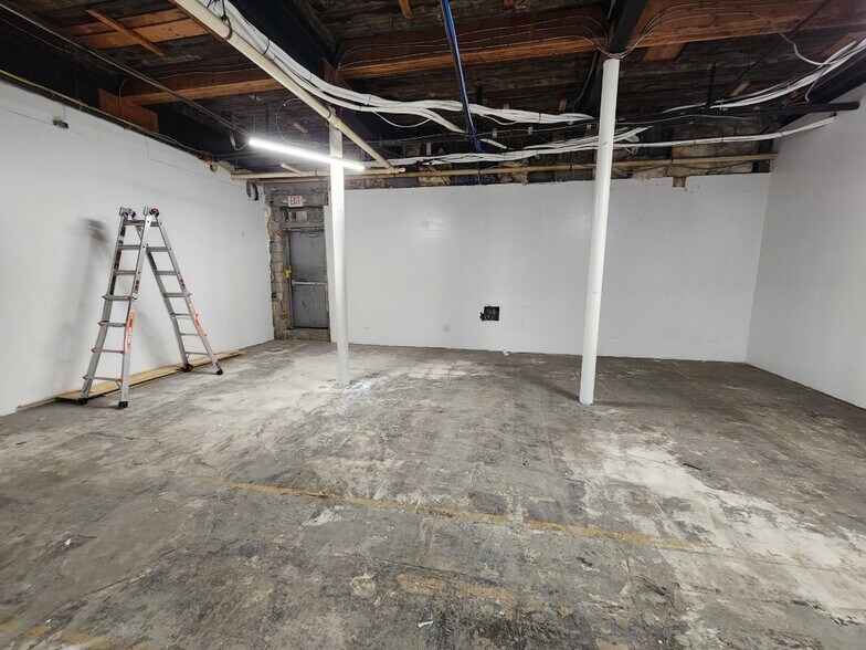 More Photos Of 125 Atwells Ave, Providence Storefront Retail Office For Lease