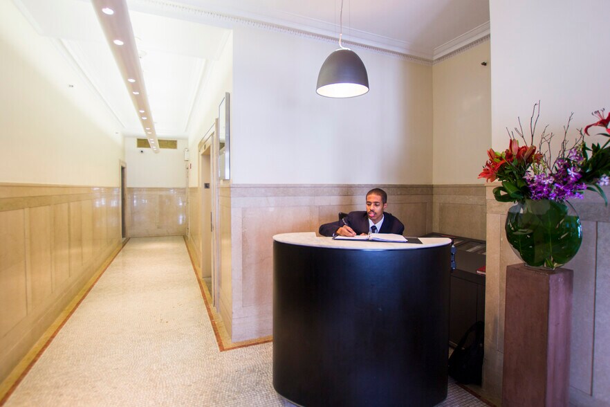 More Photos Of 210 Eleventh Ave, New York Office For Lease