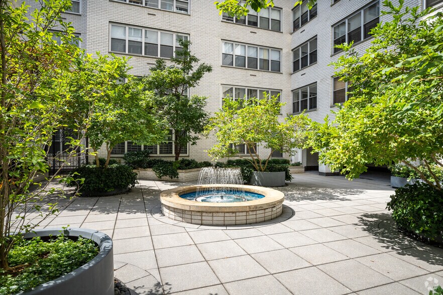 More Photos Of 205 3rd Ave, New York Apartments For Lease