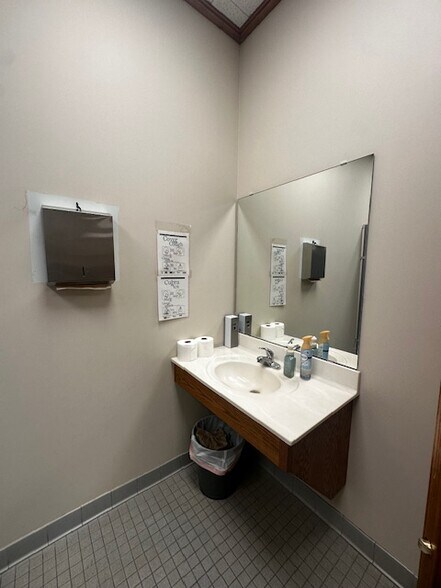 More Photos Of 1606 W 3rd St, Red Wing Storefront Retail Office For Lease