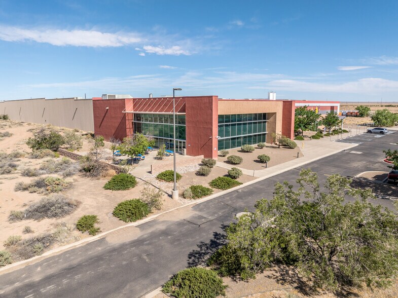 More Photos Of 1300 Desert Willow Rd, Los Lunas Manufacturing For Sale