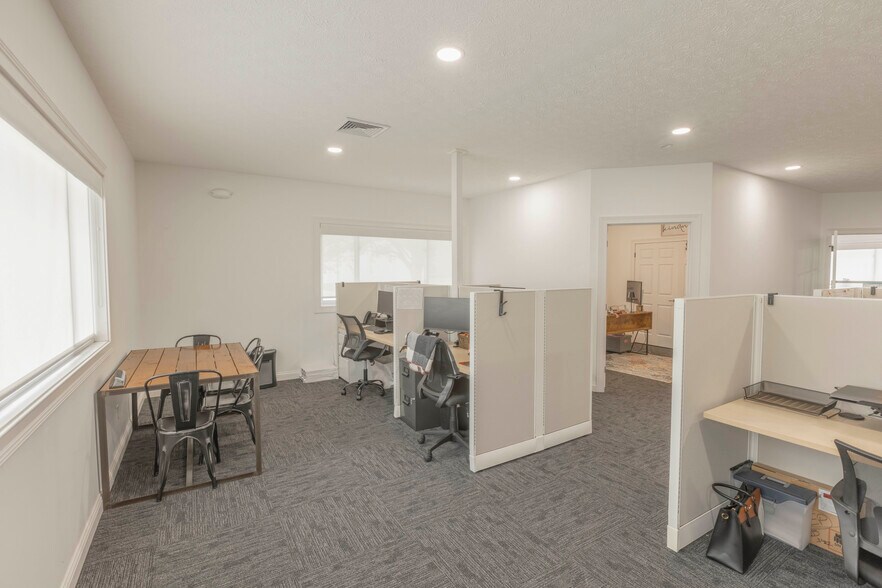 More Photos Of 350 Huls Dr, Englewood Office For Sale