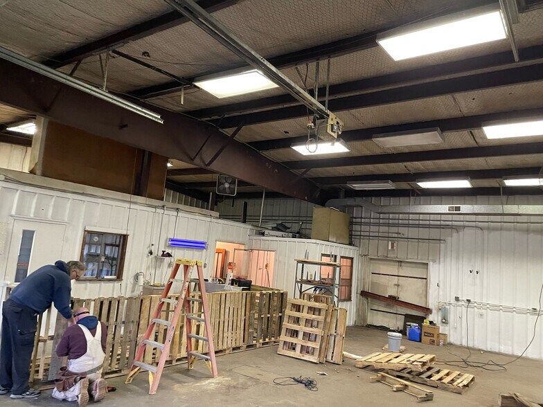 More Photos Of 1495 Chapman Rd, Wytheville Industrial For Sale