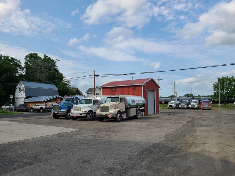 More Photos Of 318 N Elmer Ave, Sayre Unknown For Lease