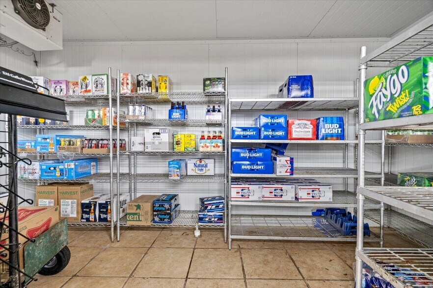 More Photos Of 1674 Wisacky Hwy, Bishopville Truck Stop For Sale