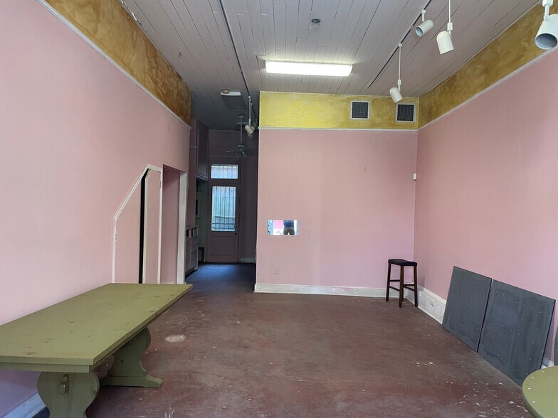More Photos Of 604-608 Chartres St, New Orleans Storefront Retail Residential For Lease