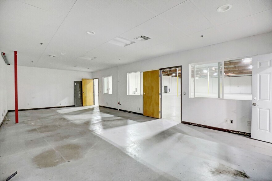 More Photos Of 140 N Orange, City Of Industry Distribution For Lease