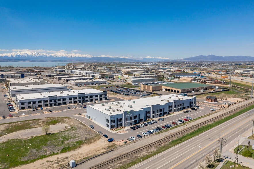 More Photos Of 1020 W 600 S, Lindon Warehouse For Lease