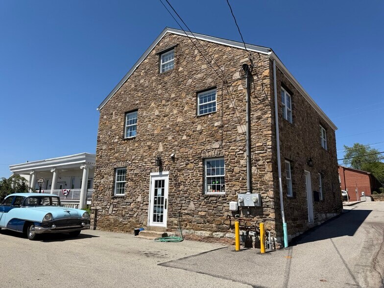 More Photos Of 120 N Market St, Ligonier Township Storefront Retail Office For Sale