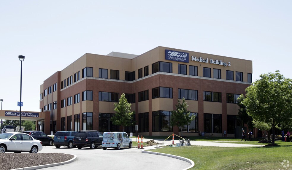 More Photos Of 300 Medical Plz, Lake Saint Louis Medical For Lease