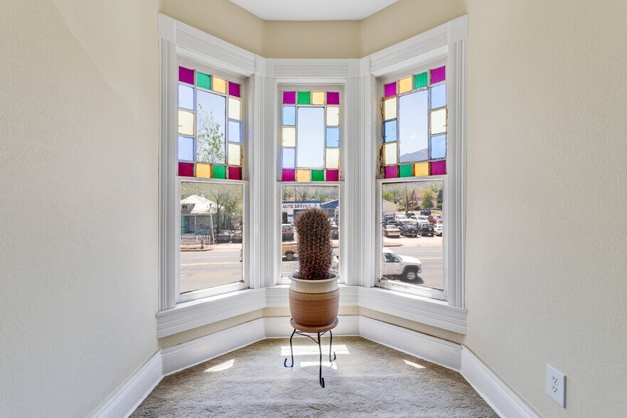 More Photos Of 1804 W Colorado Ave, Colorado Springs Office For Sale