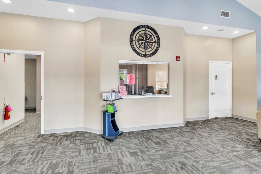 More Photos Of 800 College Hwy, Southwick Medical For Sale