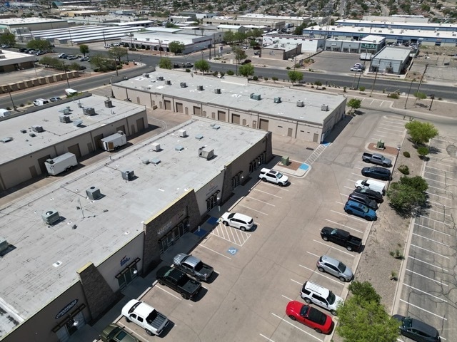 More Photos Of 11500 Pellicano Dr, El Paso Showroom For Lease