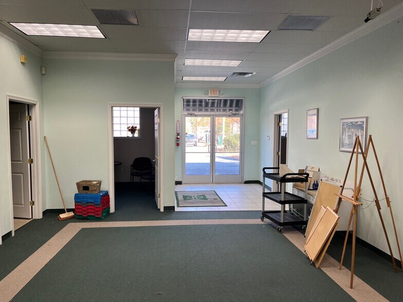 More Photos Of 119 W Bel Air Ave, Aberdeen Storefront For Sale