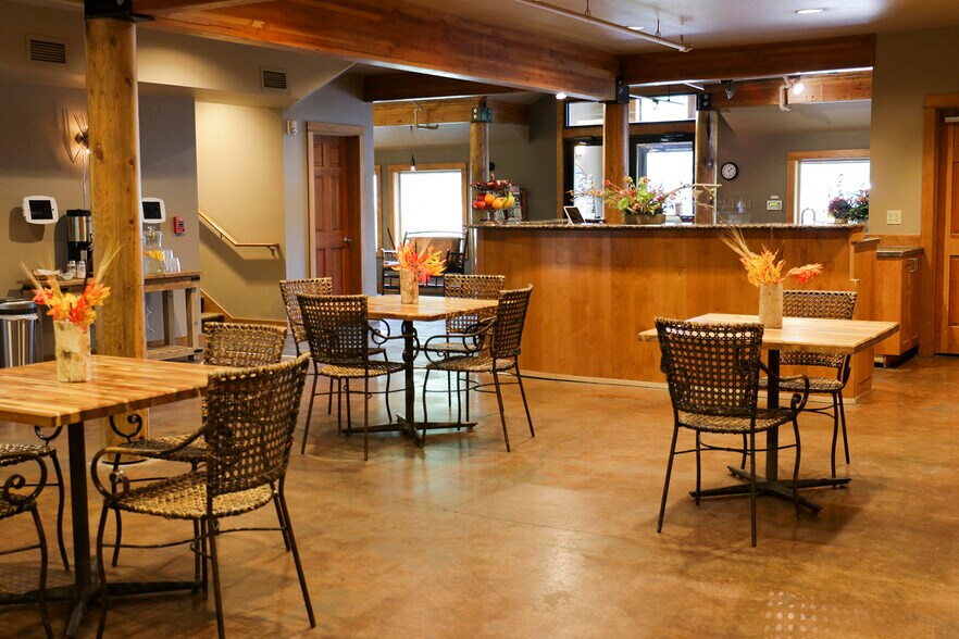 More Photos Of 18135 Cottonwood Rd, Sunriver General Retail For Sale