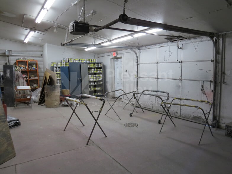 More Photos Of 6284 Manchester Rd, Clinton Auto Repair For Sale