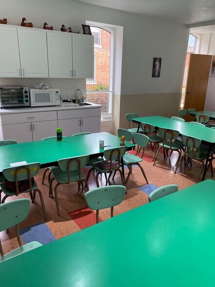 More Photos Of 433 Franklin St, Buffalo Schools For Lease