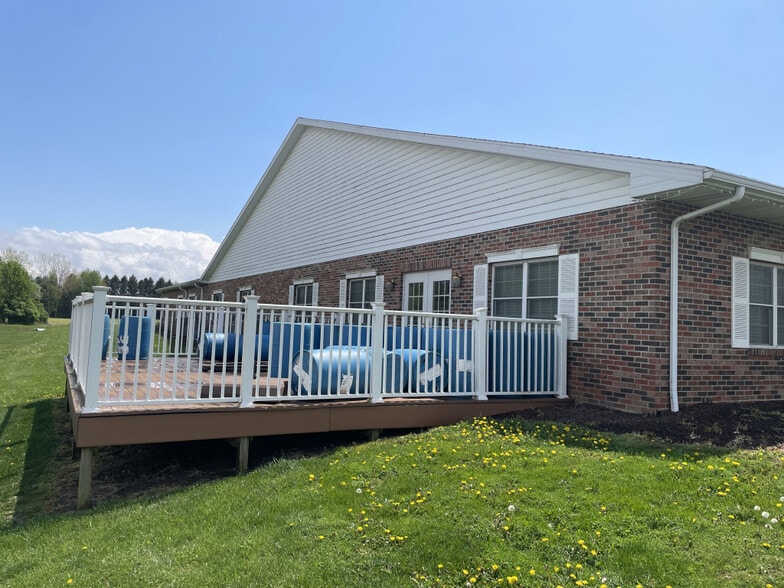 More Photos Of 1069 Klotz Rd, Bowling Green Medical For Lease