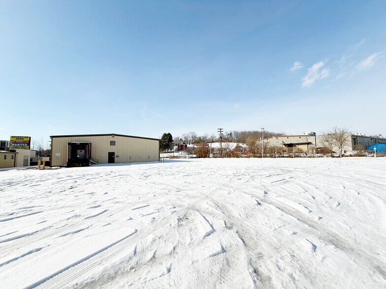 More Photos Of 407 Porter Ave, Scottdale Industrial For Sale