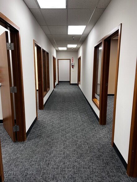 More Photos Of 18435 Olympic Ave S, Tukwila Manufacturing For Lease