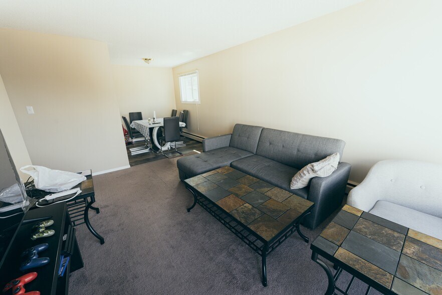 More Photos Of 103 Alder Dr, Hinton Multifamily For Sale