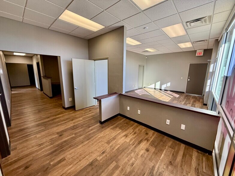 More Photos Of 1221 N Kelly Ave, Edmond General Retail For Lease
