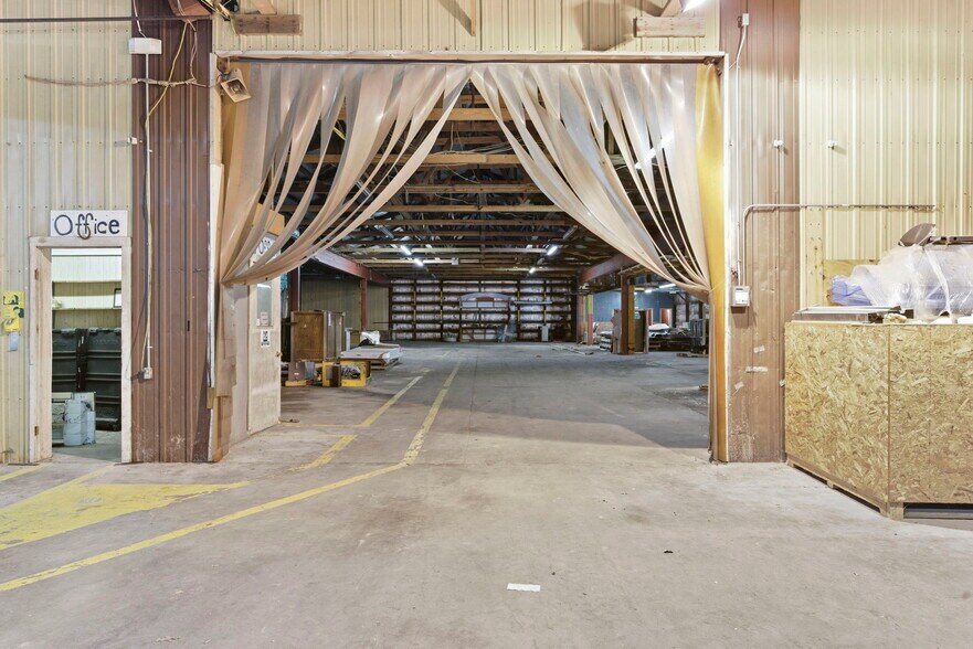 More Photos Of 790 10th st, Cassville Industrial For Sale
