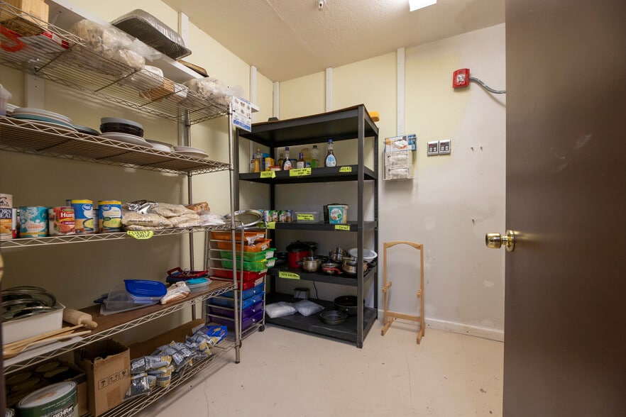 More Photos Of 2522 Holly Hill Dr, San Antonio Medical For Lease