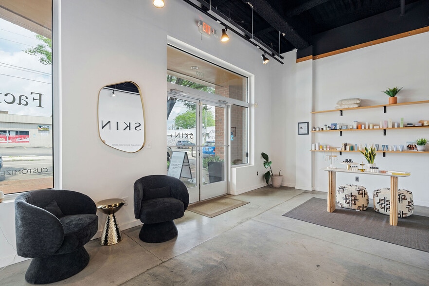 More Photos Of 1919-1921 W Cary St, Richmond Storefront Retail Residential For Sale
