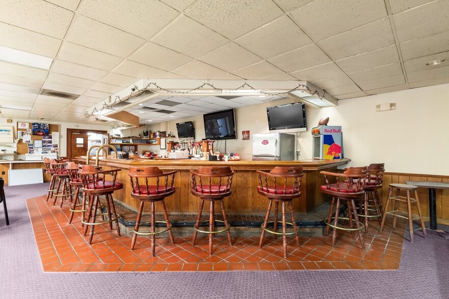 More Photos Of 11011 Game Preserve Rd, Gaithersburg Sorority Fraternity House For Sale