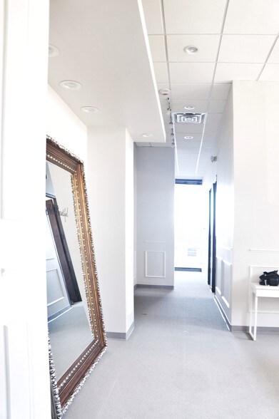 More Photos Of 13601 Preston Rd, Dallas Office For Sale